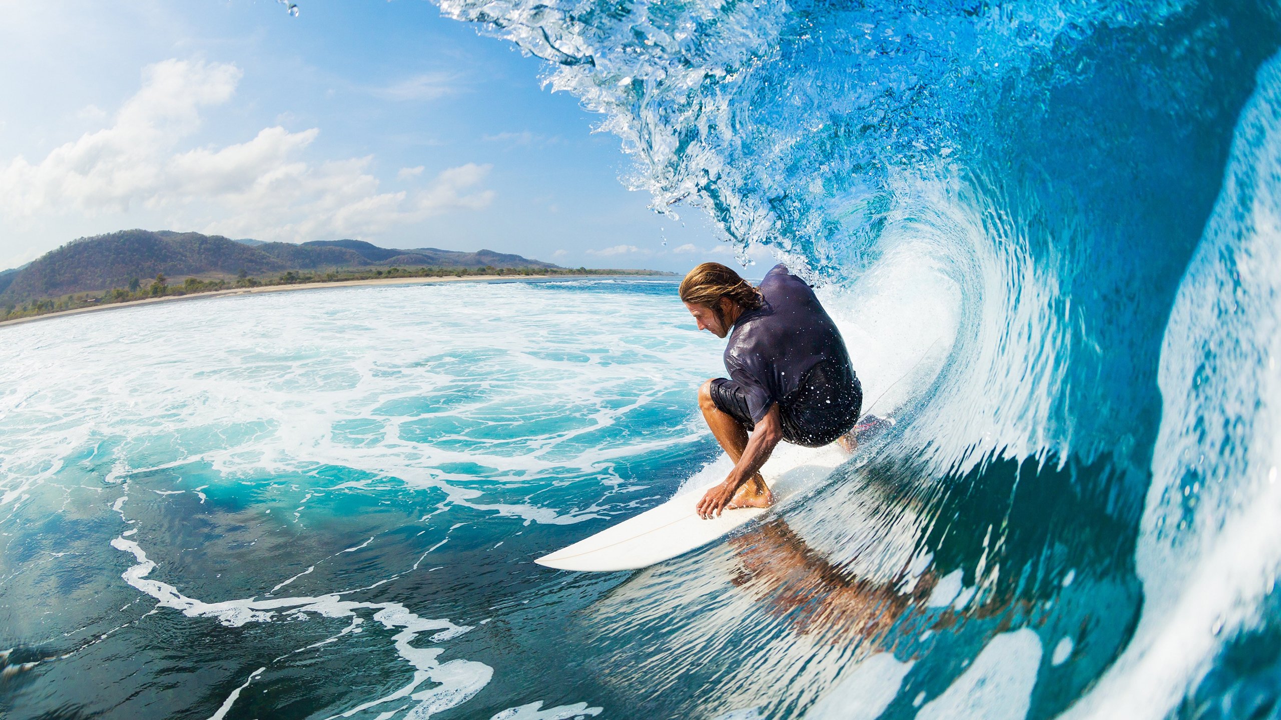 爱游戏官网-球队的攻防平衡：战术布局的核心要义，篮球比赛中,攻防战术都包括个人战术和集体战术