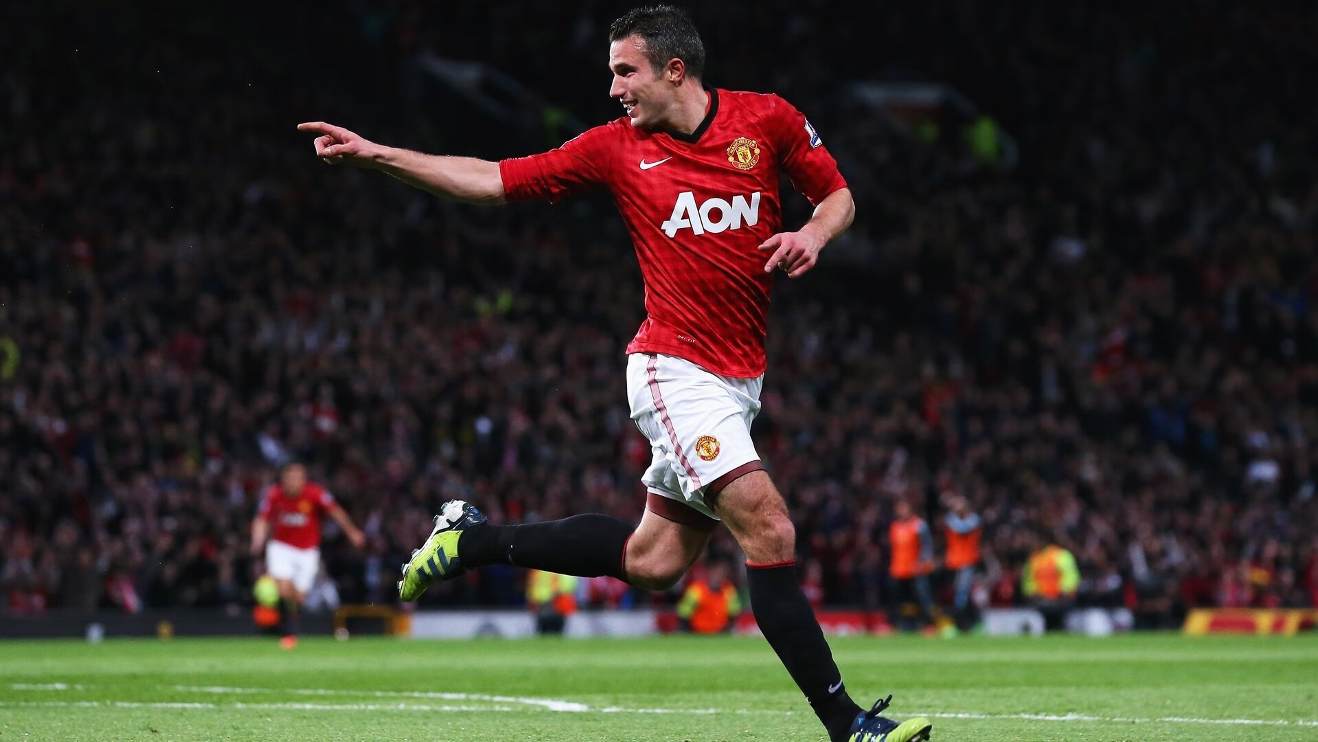 夺冠大热门演绎惊险转折，冠军前景脉脉呼唤，夺冠瞬间视频